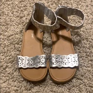 Cat and Jack Sandals Size 11